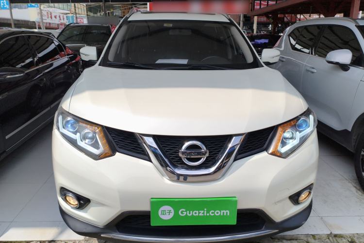 Used Nissan X-Trail 2014 2.5L CVT Leading Edition 4WD Front