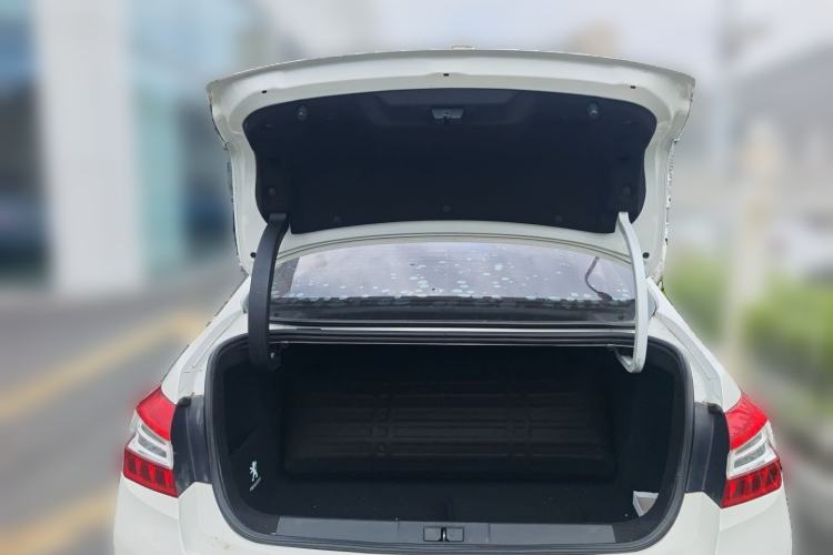 Used Peugeot 408 2016 1.6T Automatic Luxury Edition Trunk