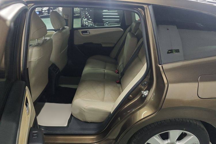 Used Honda Jade 2013 1.8L automatic Comfort version 5 seats