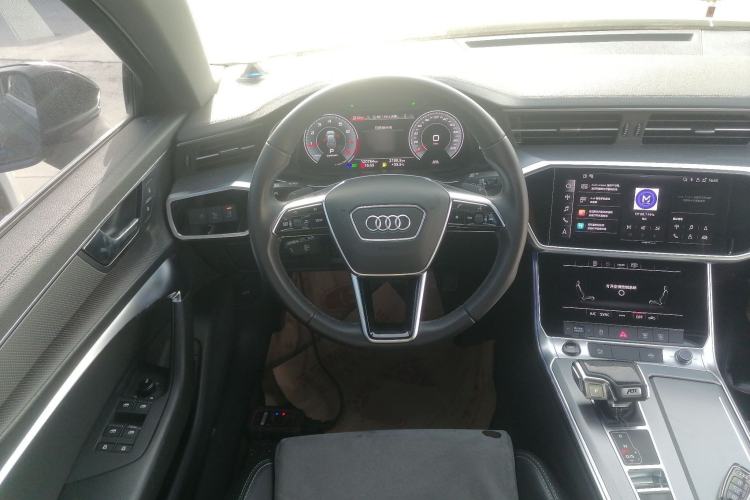 Used Audi A6L 2022 40 TFSI Luxury Dynamic Model
