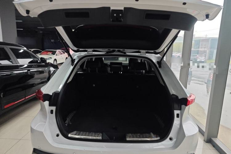 Used Toyota Harrier 2022 2.0L CVT Two-Wheel Drive Deluxe Edition