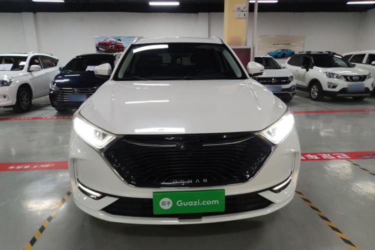 Used CHANGAN OSHAN X7 2021 1.5T Automatic Luxury Model Front