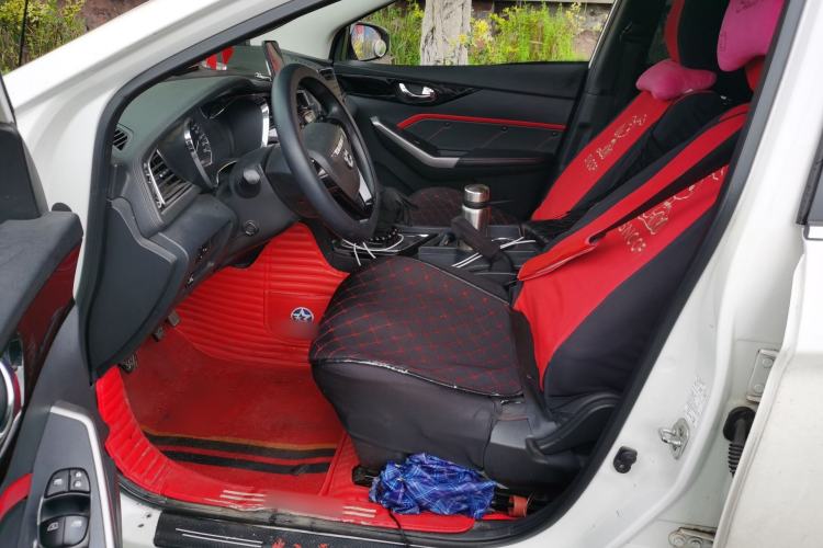 Used Venucia D60 2020 1.6L Entry Manual Comfort Edition