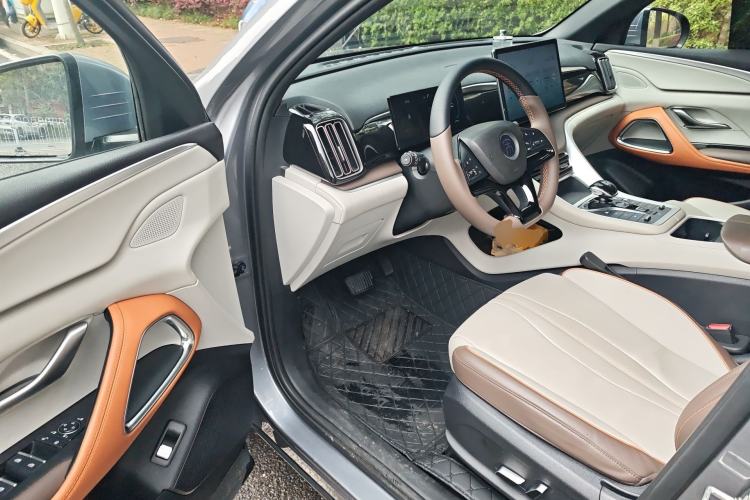 Used BYD Song Pro New Energy 2022 DM-i 110km Flagship Model Driver Seat