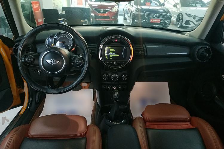 Used MINI MINI 2015 1.5T COOPER Fun Five-Door Edition
