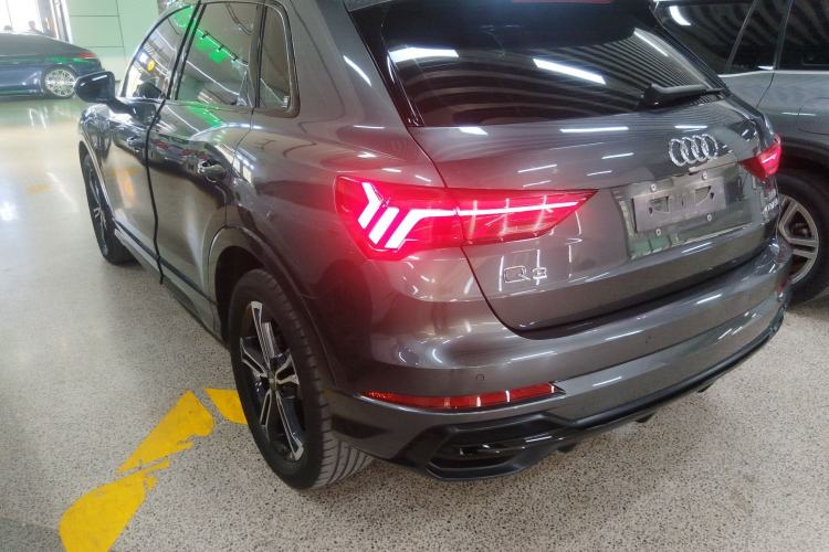 Used Audi Q3 2021 40 TFSI Fashion Dynamic Model