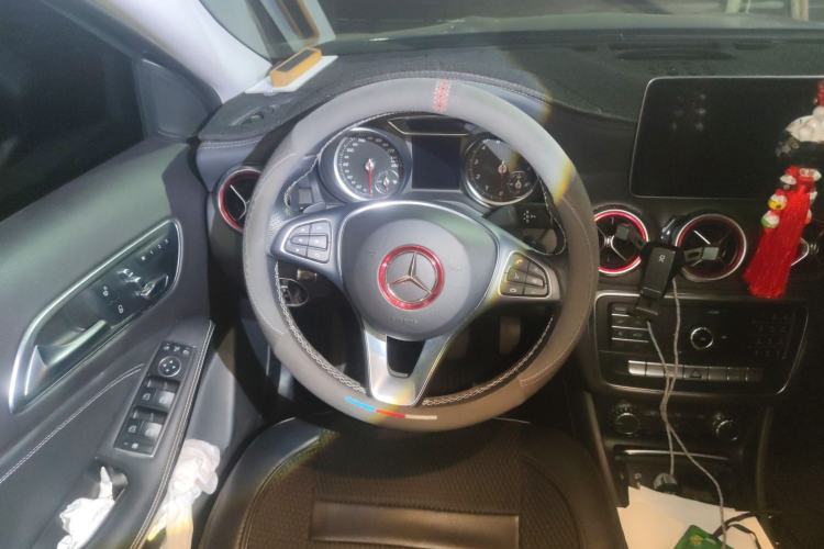 Used Mercedes-Benz GLA 2018 GLA 200 Fashion Model
