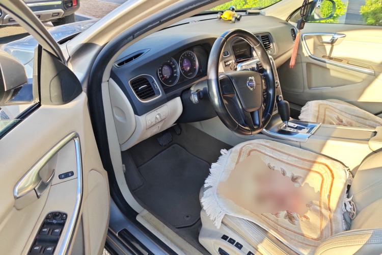 Used Volvo S60 2012 1.6T DRIVe Comfort Edition