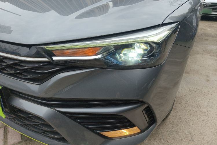 Used Roewe i5 2021 Revised Version 1.5L CVT Diamond Edition
