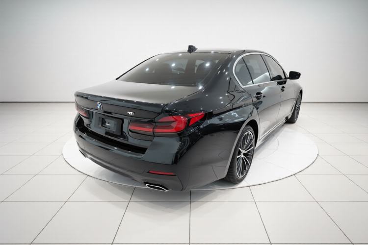 Used BMW 5 Series 2022 Restyled 530Li Leading Edition M Sport Package
