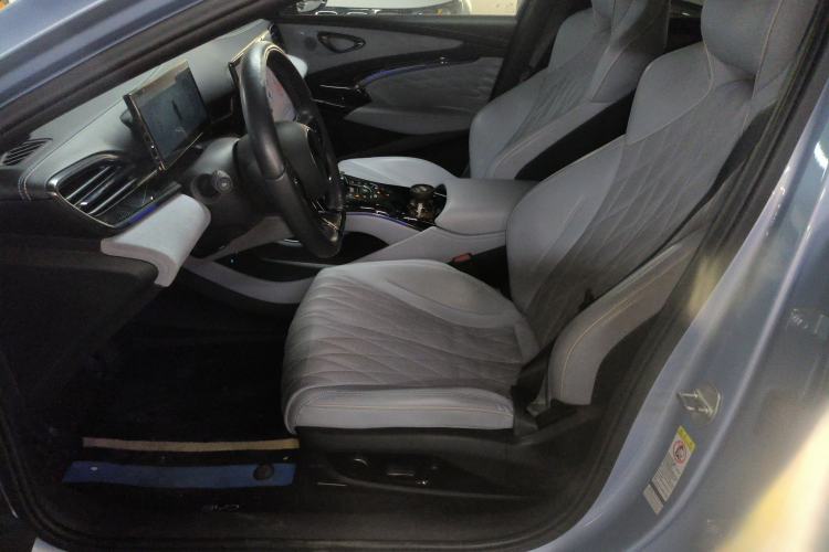 Used BYD Seal 2022 650 km All-Wheel-Drive Performance Version
