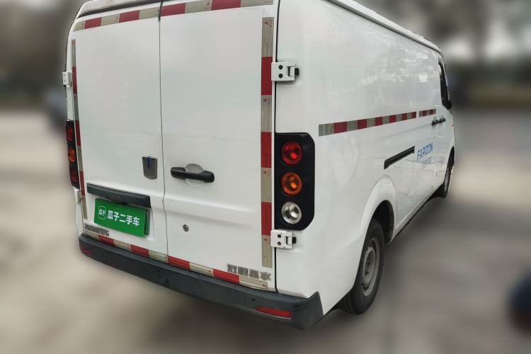 Used Farizon Xingxiang V 2023 V6E Ningde Times 38.64 kWh Value Edition Rear Right 45 Deg