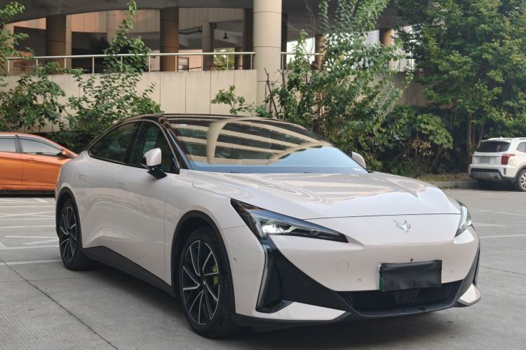 Used ARCFOX Alpha S5 2024 708MAX 200kW
