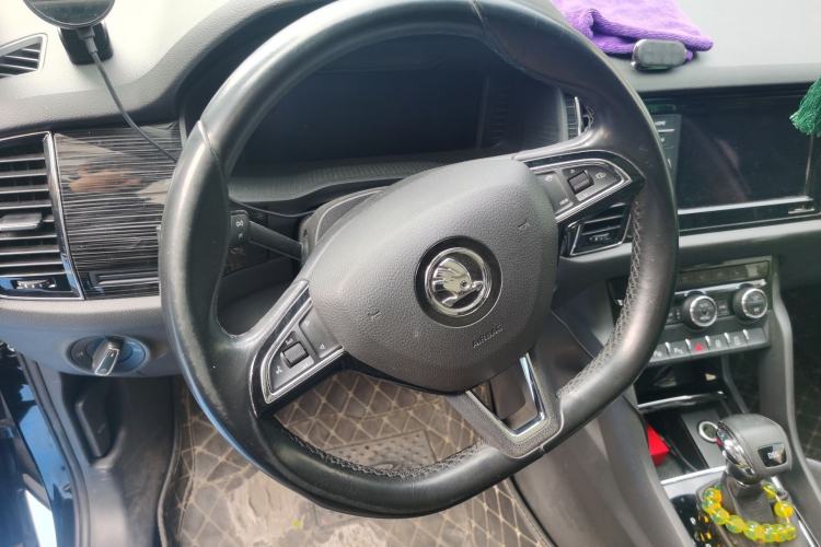 Used Skoda Kodiaq 2019 Facelifted TSI330 5-Seater Two-Wheel-Drive Luxury Enjoyment Edition China VI Standard
