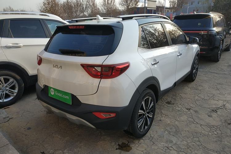 Used Kia kx1 Stonic 2021 1.4L CVT Sunroof Model
