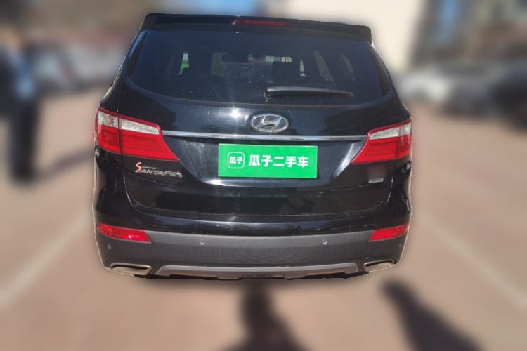 Used Hyundai Grand SantaFe 2013 3.0L 7-Seater Four-Wheel-Drive Comfort Edition Rear