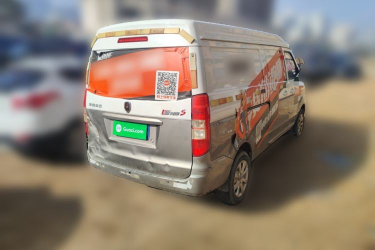 Used Jinbei New Hiace S 2021 1.5L Wealth Central Air-Conditioned Van China VI Standard SWC15M