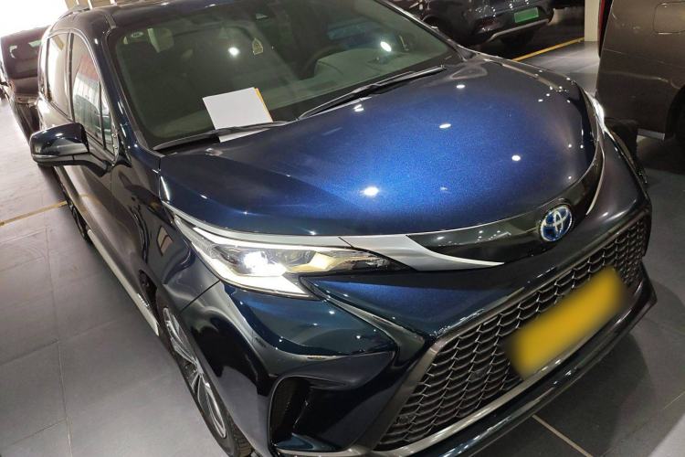 Used Toyota Granvia 2023 2.5L Hybrid Flagship VIP Edition
