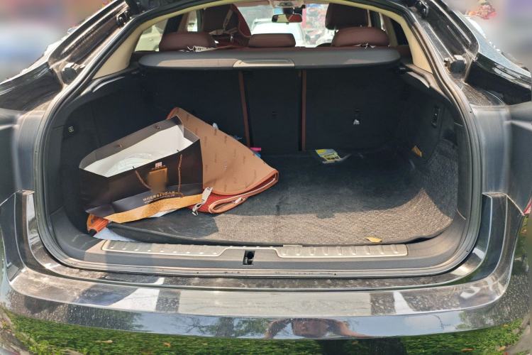 Used BMW X6 2015 xDrive35i Luxury Edition Trunk