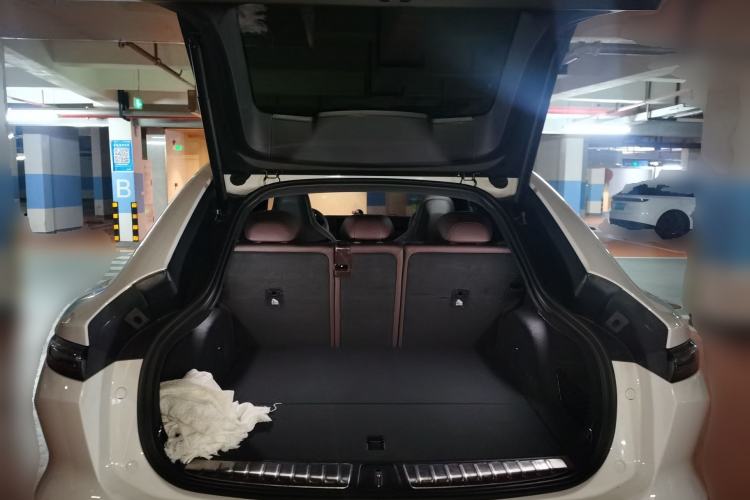 Used Nio EC6 2025 75 kWh Trunk