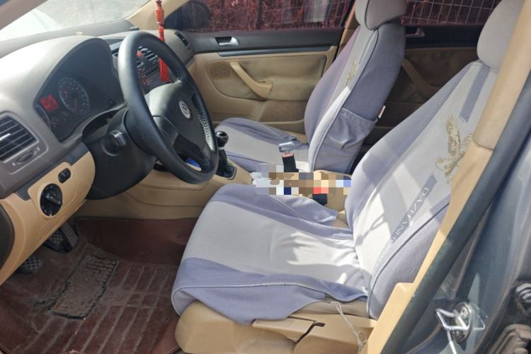 Used Volkswagen Sagitar 2006 1.6L Manual Fashion Model Left Front Seat