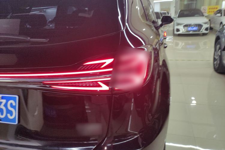 Used Hongqi HS5 2023 2.0T Qixiang Pro Edition Right Rear Taillight
