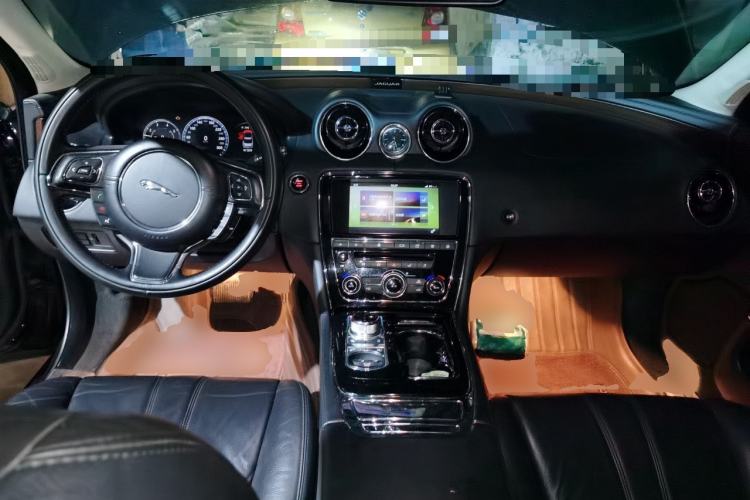 Used Jaguar XJ 2016 XJL 2.0T Two-Wheel-Drive Elegant Business Edition