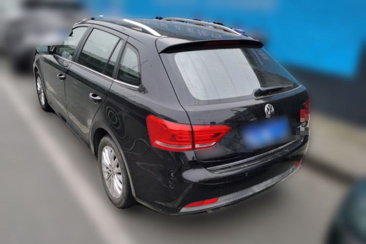 Used Volkswagen Gran Lavida 2013 1.4 TSI Automatic Luxury Model Rear Left 45 Deg