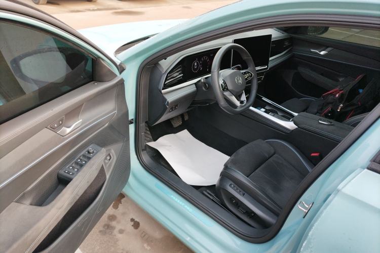 Used Volkswagen Passat 2025 Pro 380TSI Starry Dragon Luxury Edition