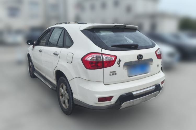 Used BYD S6 2014 2.0L Manual Luxury 5-Seater Rear Left 45 Deg