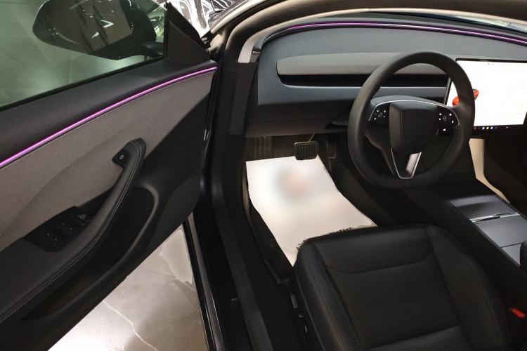 Used Tesla Model 3 2025 Rear-Wheel-Drive Version