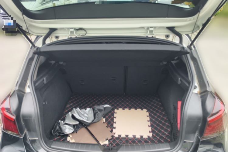 Used BMW 1 Series 2018 118i Leading Model Trunk