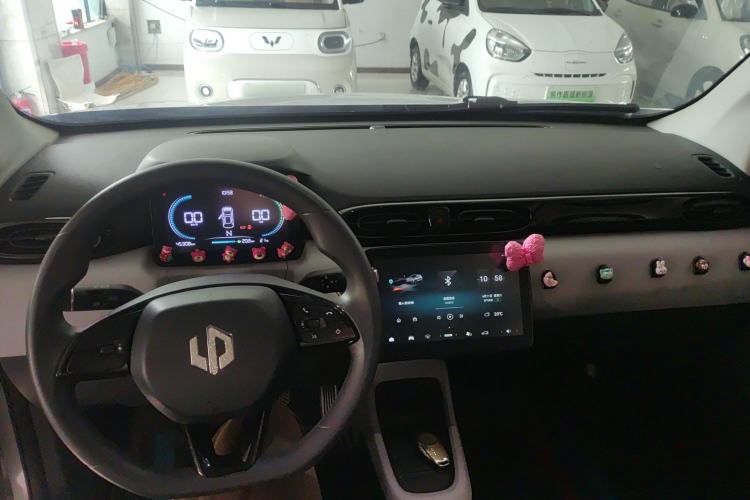 Used Leapmotor T03 2024 310 Comfort Edition Center Console