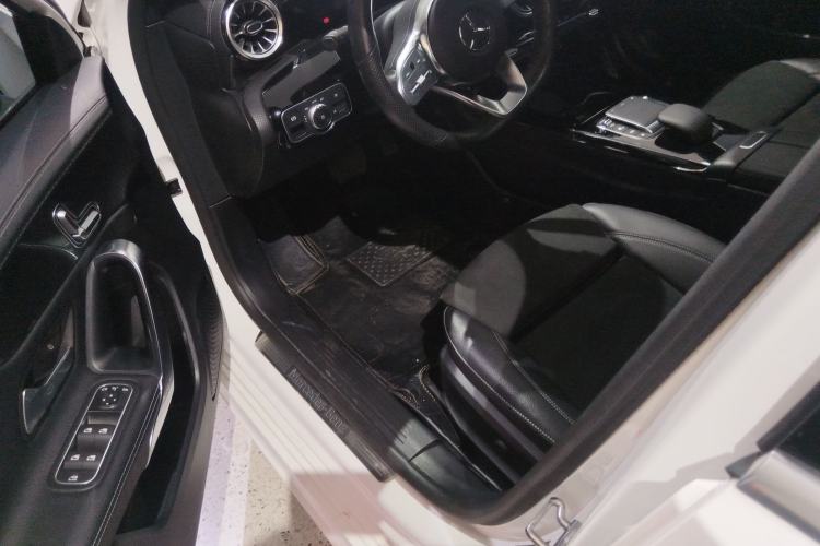 Used Mercedes-Benz A-Class 2021 A 200 L Sport Sedan Fashion Model
