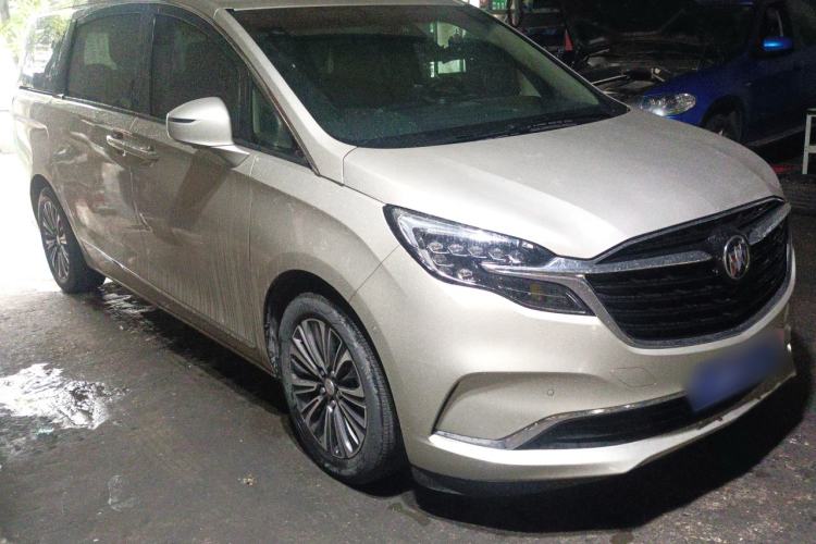 Used Buick GL8 2020 ES Land Cruiser 653T Flagship Model Front Right 45 Deg