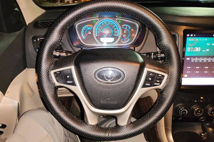 Used Haima S7 2015 Revised Version 2.0L Automatic Zongchi Trim