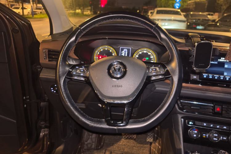 Used Volkswagen Tharu 2019 280TSI Two-Wheel Drive Comfort Edition China V Standard
