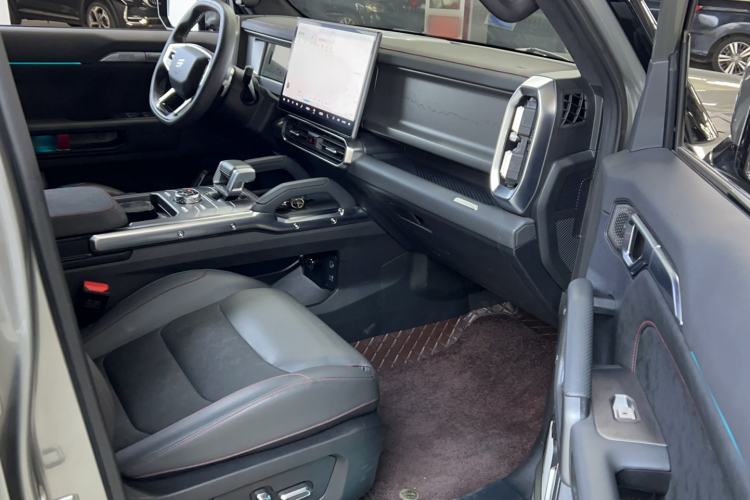 Used JETOUR Traveler 2023 2.0T All-Wheel Drive CrossPRO+ Interior 9