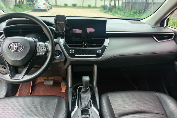 Used Toyota Corolla Cross 2023 2.0L Elite Edition Audio And AC Panel