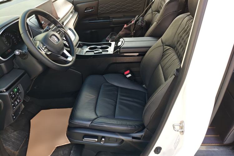 Used Honda Elysion 2022 2.0L eHEV Luxury Edition Left Front Seat