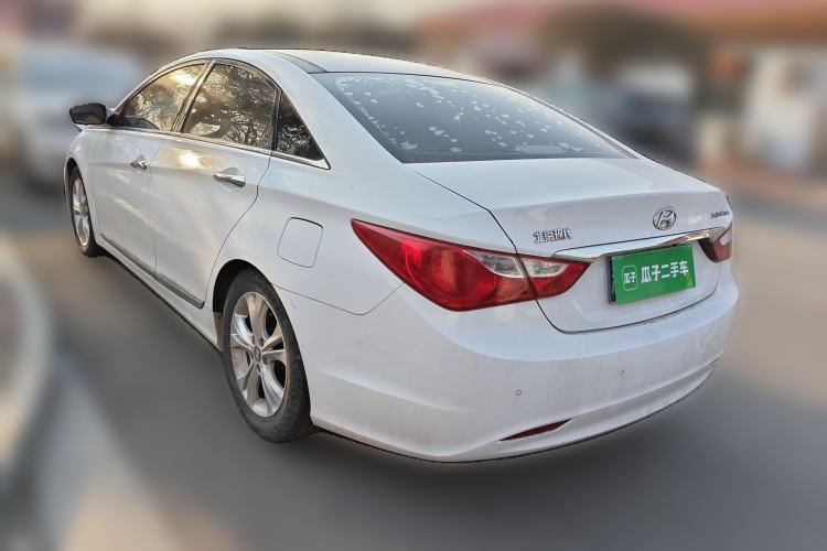 Used Hyundai Sonata 2011 2.0L Automatic Luxury Edition
