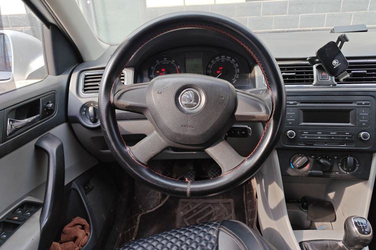 Used Skoda Rapid 2013 1.4L Manual Smart Selection Trim