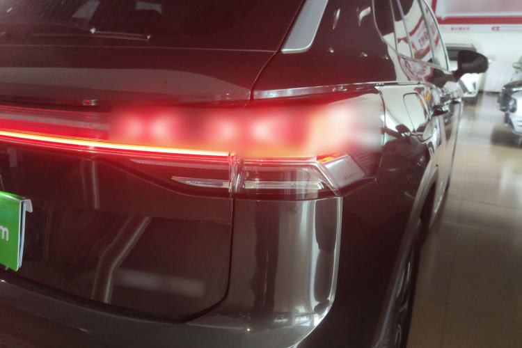 Used Volkswagen Tayron 2024 300TSI Two-Wheel-Drive Luxury Plus Advanced Version Right Rear Taillight