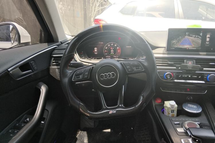 Used Audi A4L 2019 40 TFSI Fashion Edition China VI Emission Standard
