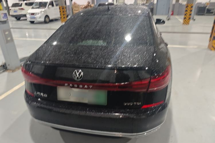 Used Volkswagen Passat 2025 Premium Version 380TSI Dragon Edition Rear