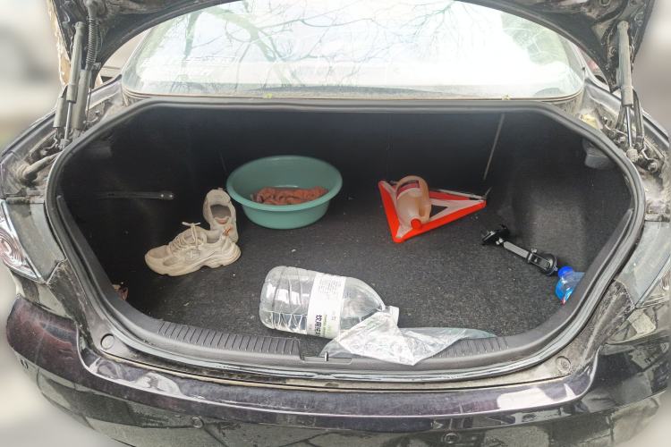 Used Mazda 6 2011 2.0L Automatic Luxury Version
