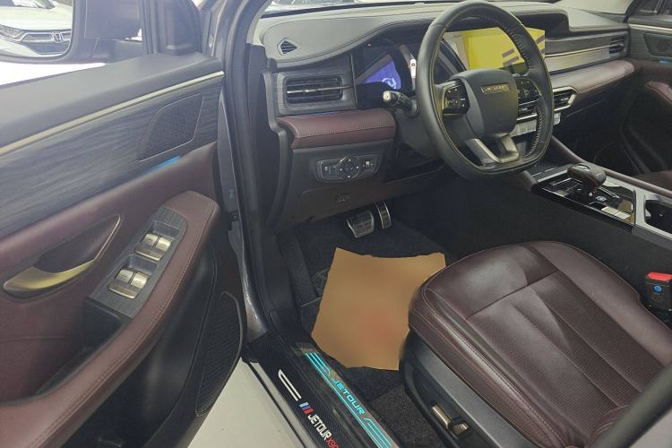 Used JETOUR X90 PLUS 2024 1.6TD DCT Villa PRO 5-Seater
