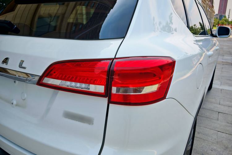 Used Haval H7 2019 2.0T Smart Enjoyment Version China VI Standard