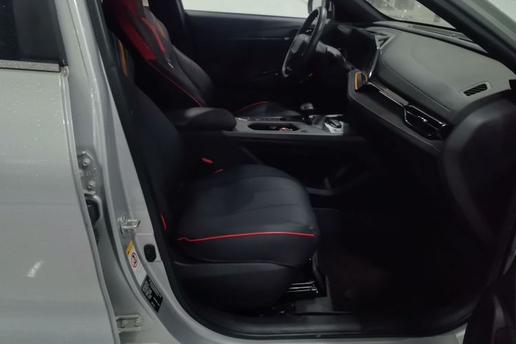 Used CHANGAN OSHAN X5 PLUS 2023 1.5T DCT Excellence Edition Right Front Seat