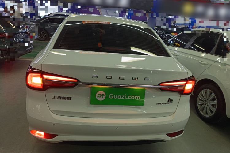 Used Roewe i5 2020 1.5L Automatic 4G Connect Luxury Flagship Edition
